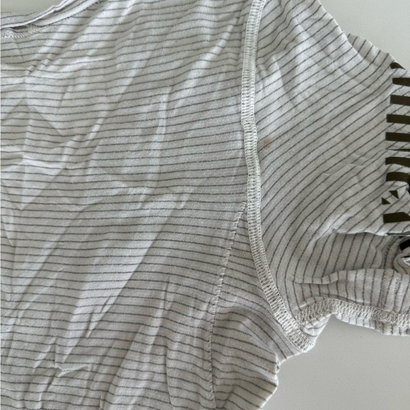 LULULEMON WHAT THE SPORT V NECK TEE WHITE/SILVER/GOLD 2 - Picture 5 of 6